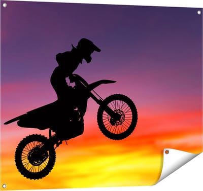 Gards Tuinposter Silhouet van een Motorcross in de Lucht - 100x80 cm - Tuindoek - Tuindecoratie - Wanddecoratie buiten - Tuinschilderij