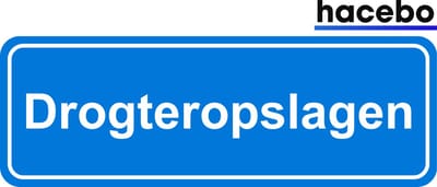 Hacebo - Plaatsnaam Sticker - 29x10 CM - Drogteropslagen sticker - Verkeersborden sticker - grappige cadeaus - Drogteropslagen