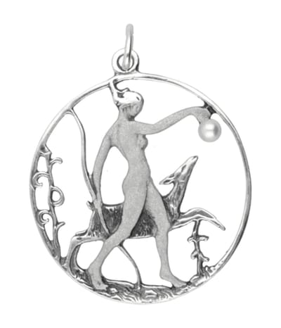 Zilveren Vrouw in ring met glasparel Art Nouveau Jugendstil hanger