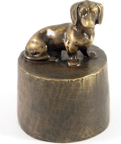 Teckel gladharig zittend - Verbronsd Honden Asbeeld Dieren Urn Voor Uw Geliefde Hond