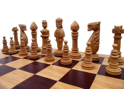 Houten Schaakbord - Schaakset - Strategisch Spel - Handgemaakt Ingelegd - 65 cm - Bruin Groen
