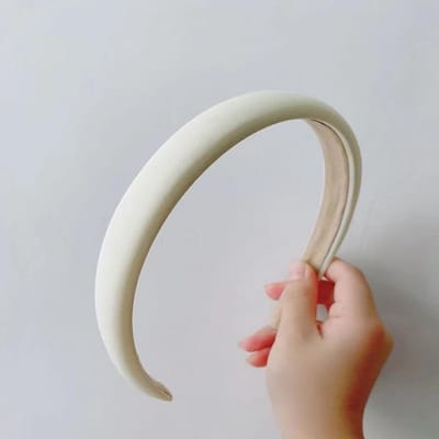 Modieuze 2 cm brede dameshaarbanden in crèmewit, antislip hoofdbanden voor feesten en dagelijks gebruik, trendy haaraccessoires voor vrouwen en meisjes