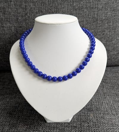 SWAN - halsketting - kralenketting - statement ketting - necklace - Milaan - kleine kralen - acryl - 10mm - kobalt blauw