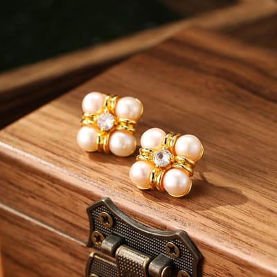 Dames Licht Luxe Design Elegante Vintage Vierkante Imitatie Parel Oorbellen Modieus En Veelzijdig Niche Design Oorbellen brown