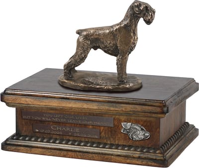 Persoonlijke houten urn voor schnauzer met beeldje van hond
