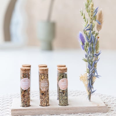 Het Theeplankje 'Vol Kruiden' - kruidenthee, kruidenthee pakket, theepakket, thee cadeau, thee cadeaupakket, theeproeverij, cadeau voor verjaardag vrouw