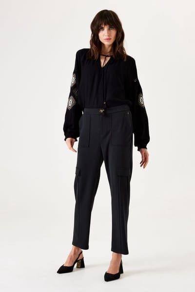 GARCIA U40111 Dames Regular Fit Broek Zwart
