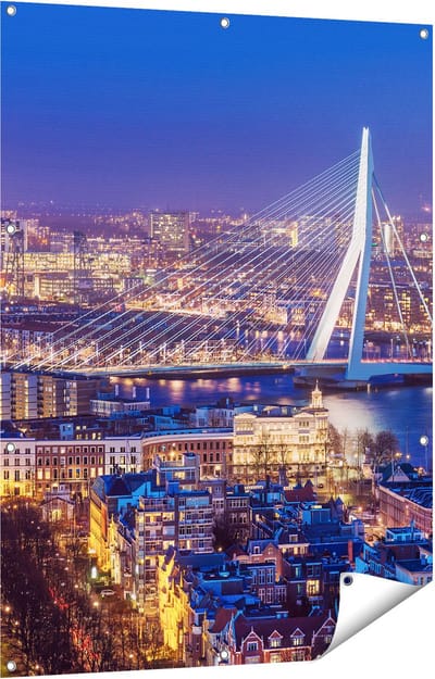 Gards Tuinposter Rotterdamse Skyline met de Erasmusbrug - 90x120 cm - Tuindoek - Tuindecoratie - Wanddecoratie buiten - Tuinschilderij