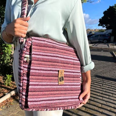 Ancient Wisdom - Tas - Soft Banjar laptoptas zachtroze polyester one size - schoudertas - laptophoes - handtas - rugzak - tas - trendy