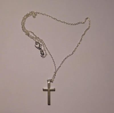 Ketting met hanger kruisje zilverkleur (2)