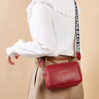 Mode Kleine Vierkante Tas voor Vrouwen PU Leer Schouder Messenger Tas Letter Riem Crossbody Tas Trendy Handtas 16*6*11cm