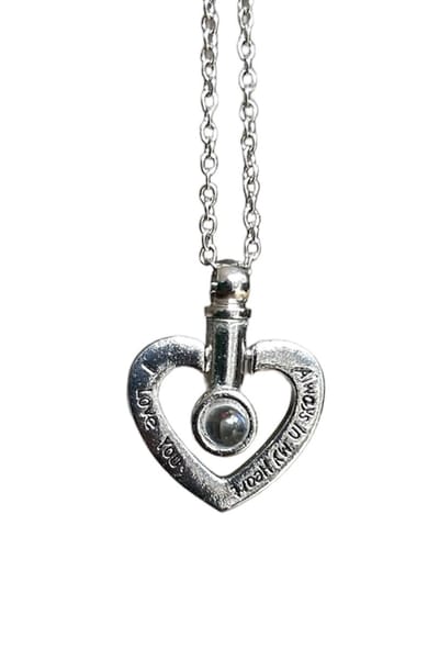 Bijoux by Ive - Ashanger - Assieraad met ketting - Zwart rond steentje met een groot zilverkleurig hart