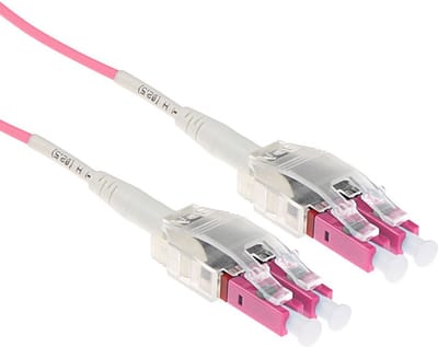 ACT 15 meter Multimode 50/125 OM4 Polarity Twist patchkabel met LC connectoren