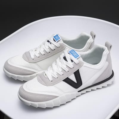 Nieuwe Heren Witte Schoenen Forrest Gump Casual Schoenen voor Heren Platte Hak Schoenen met Zachte Zool Modieuze en Comfortabele Herenschoenen 44