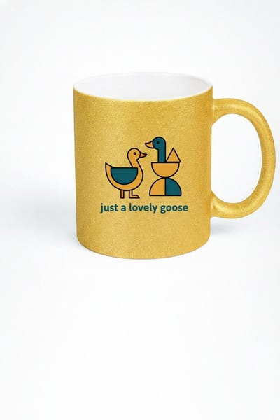 Gouden Glitter Mok met 'Just a Lovely Goose' Design - Unieke Geometrische Ganzen Beker