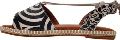 Hazel Black 38
