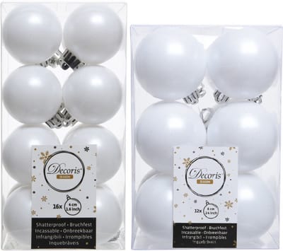 Kerstversiering kunststof kerstballen winter wit 4-6 cm pakket van 40x stuks - Kerstboomversiering