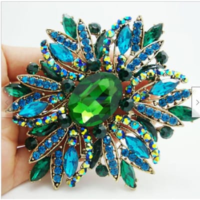 Luxe Vrouwen Meisjes Mode Kristal Overdreven Broche Badges Exquise High-end Strass Schijnende Boutique Decoratie Speld blue