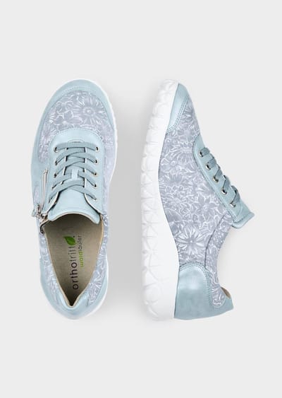 Schoenen met elastische inzetten - rookblauw - Gr. 4 van Goldner Fashion