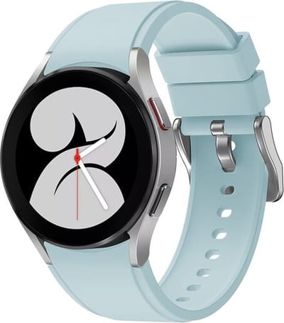 By Qubix - Siliconen sportband 20mm - Lichtblauw - Geschikt voor Samsung Galaxy Watch 7 (40 & 44mm) - Galaxy Watch FE - Galaxy Watch 6 - Galaxy Watch 6 Pro - Galaxy Watch 5 - 5 Pro - Galaxy Watch 4 - 4 Classic