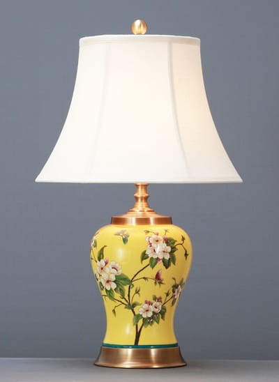 Fine Asianliving Chinese Tafellamp Porselein Handgeschilderd Geel D41xH66cm