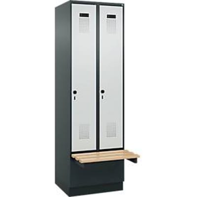 C+P Evolo Plus garderobekast, 2 vakken van elk 300 mm breed, sokkel, zwevende bank, B 600 x D 815 x H 1950 mm, draaibare grendel, antracietgrijs/lichtgrijs