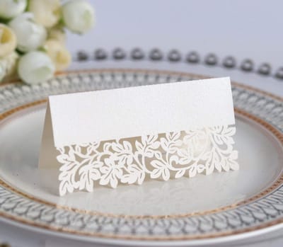 Dailygoods- Tafelkaarten 100 Stuks - Plaatskaartjes - Tafeldecoratie - Naambordjes - Dubbellaags Parelpapier - Afmetingen 9 x 9 cm - Plaatskaarten