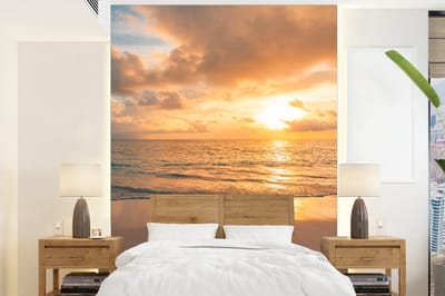 Behang - Fotobehang Strand - Zomer - Zonsondergang - Wolken - Zee - Breedte 205 cm x hoogte 280 cm
