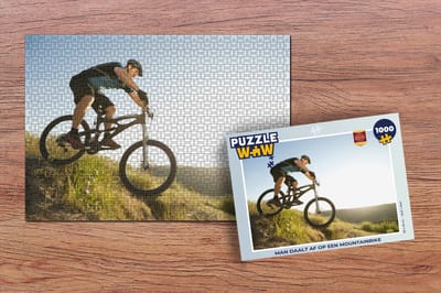 Puzzel Man daalt af op een mountainbike - Legpuzzel - Puzzel 1000 stukjes volwassenen