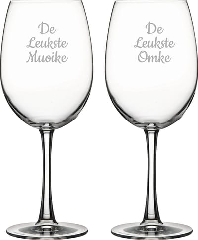 Gegraveerde Rode wijnglas 46cl De Leukste Muoike-De Leukste Omke