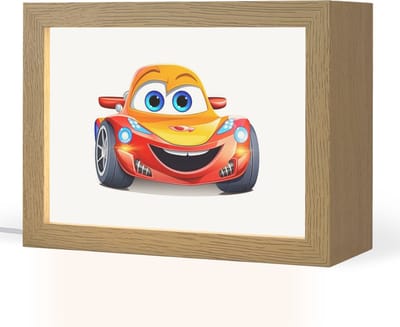 Nachtlampje 20x15 cm - Kinder lampje - Raceauto - Oranje - Jongens - Kinderen - Auto - Tafellamp kinderkamer - Slaapkamer lamp - Bedlamp kinderen - Kinderlampje stopcontact - Wandlamp babykamer - Nachtlampjes
