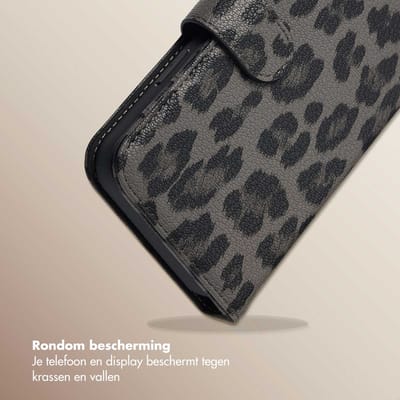 Selencia Hoesje - Geschikt voor Apple iPhone 12 Pro / 12 - Sabi Bookcase met panterprint - Midnight Black