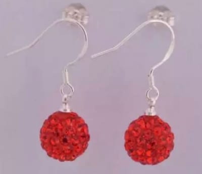 Akyol Disco oorbellen – Oorbellen dames - oorbellen meisjes - Oorbellen rood- leuke oorbellen - Sieraad - oorbellen cadeau - verjaardag - grappige oorhangers - Valentijn cadeau