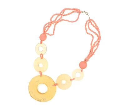 Behave - Dames Ketting Roze Houten Kralen Met Ronde Hangers 60 Cm - Nikkelvrij - Handgemaakt En Stijlvol