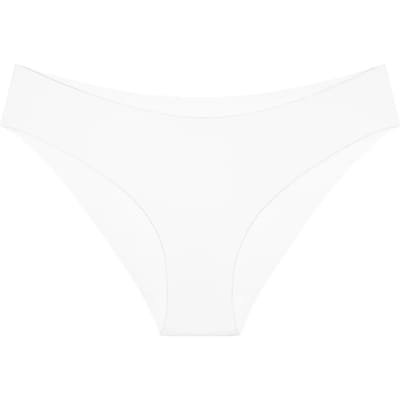 Triumph Tai-Slip Red Label Smart Invisible