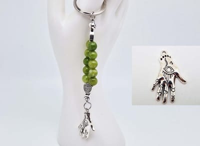 Handgemaakte Natuurstenen Sleutelhanger "Kraal Koreaanse jade "- Met metaal hanger - 8 mm diameter van de korrel- Mooie accessoire en decoratie voor de auto-Vaderdag Cadeau -Moderdag Cadeau - Cadeau vrienden
