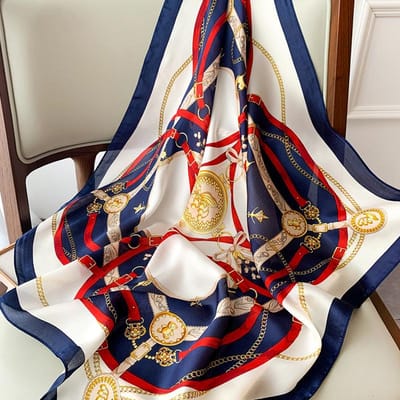 Luxe 70cm Vierkante Gesimuleerde Zijden Sjaal Voor Vrouwen Hijab Haarbanden Neckerchief Vrouwelijke Sjaal Lint Hoofdband Mode Wraps Bandana One Size marineblauwe kleur