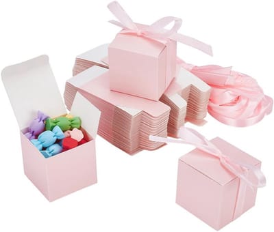 50 Pack Roze Geschenkdozen voor Bruiloft en Feesten - Papieren Traktatie Dozen met Lint (5x5x5cm)