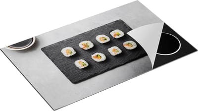 Chefcare Inductie Beschermer Sushi Rolls op een Grijze Achtergrond - 85x52 cm - Afdekplaat Inductie - Kookplaat Beschermer - Inductie Mat