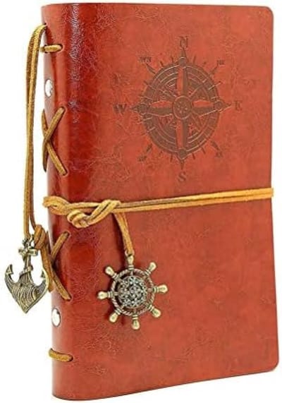 PromoHome Reisdagboek, retro notitieboek, navulbaar, spiraalbinding, klassiek, reliëf, reisdagboek, met blanco pagina's en retro labels