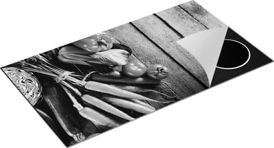 Chefcare Inductie Beschermer Groente op Houten Planken - Groentes - Zwart Wit - 95x50 cm - Afdekplaat Inductie - Kookplaat Beschermer - Inductie Mat