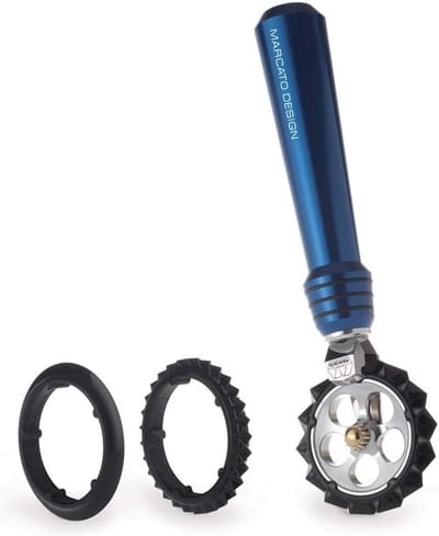 Pastawheel Deegroller - Deegsnijder Pasta - Pasta Maken - Verwisselbare Wielen - 19.81 cm - Blauw