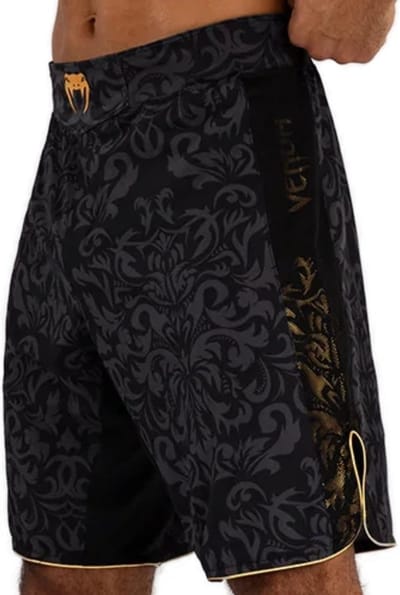 Venum x Ilia Topuria Unmatched Fight Shorts Zwart Goud - M