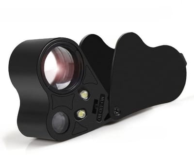 Verlichte juweliersloep met 30x of 60x vergroting, opvouwbare sieradenloep met helder LED-licht voor edelstenen, sieraden, munten, postzegels, enz