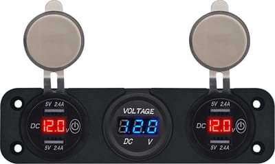 ProRide 12V USB Autolader 4 Poorten - 5V/2.4A - P53116 - Drievoudig inbouw met Voltmeter