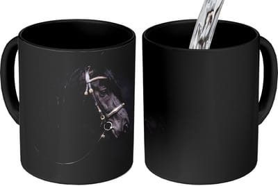 Magische Mok - Foto op Warmte Mokken - Koffiemok - Portret - Paard - Donker - Magic Mok - Beker - 350 ML - Theemok