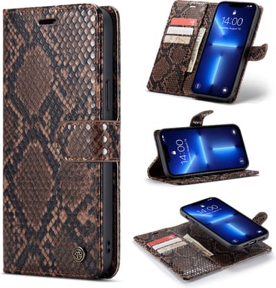 Casemania Hoesje Geschikt voor Apple iPhone 13 - Bruin - Luxe 2 in 1 Wallet Bookcase met Pasjeshouder en Standaard - Kunstleer Afneembaar Magnetisch Portemonnee Telefoonhoesje met Slangenstructuur