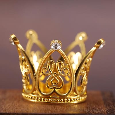 Kleine Metalen Kroon voor Jongens Meisjes Baby Verjaardag Gala Mini Tiara's Haarjuwelen Taart Diadeem Ornamenten Bruiloft Haaraccessoires brown