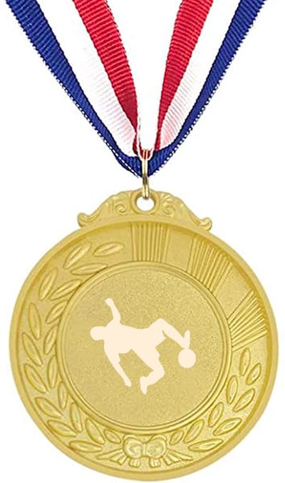 Akyol - voetbal medaille goudkleuring - Voetbal - beste voetballer - gepersonaliseerd met naam voor jongens en meisjes - sport - bal - cadeau