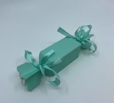 10 Luxe Blauwe Snoepkokers - Kado verpakkingen - 20 x 4 x4 cm - inclusief lint -